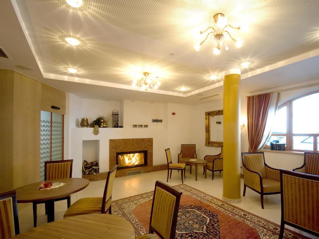 Amadeus Micheluzzi Hotel